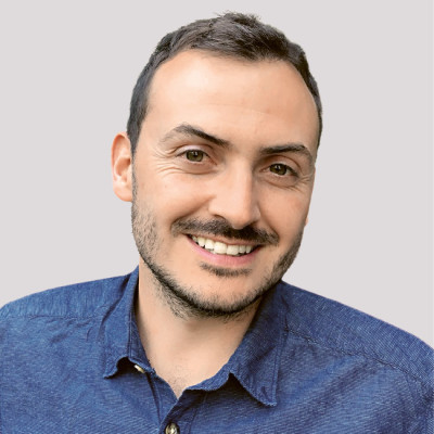 Corsin Stecher